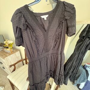 LC Lauren Conrad Charcoal Textured V-Neck Top